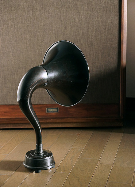 antique_speaker2.jpg